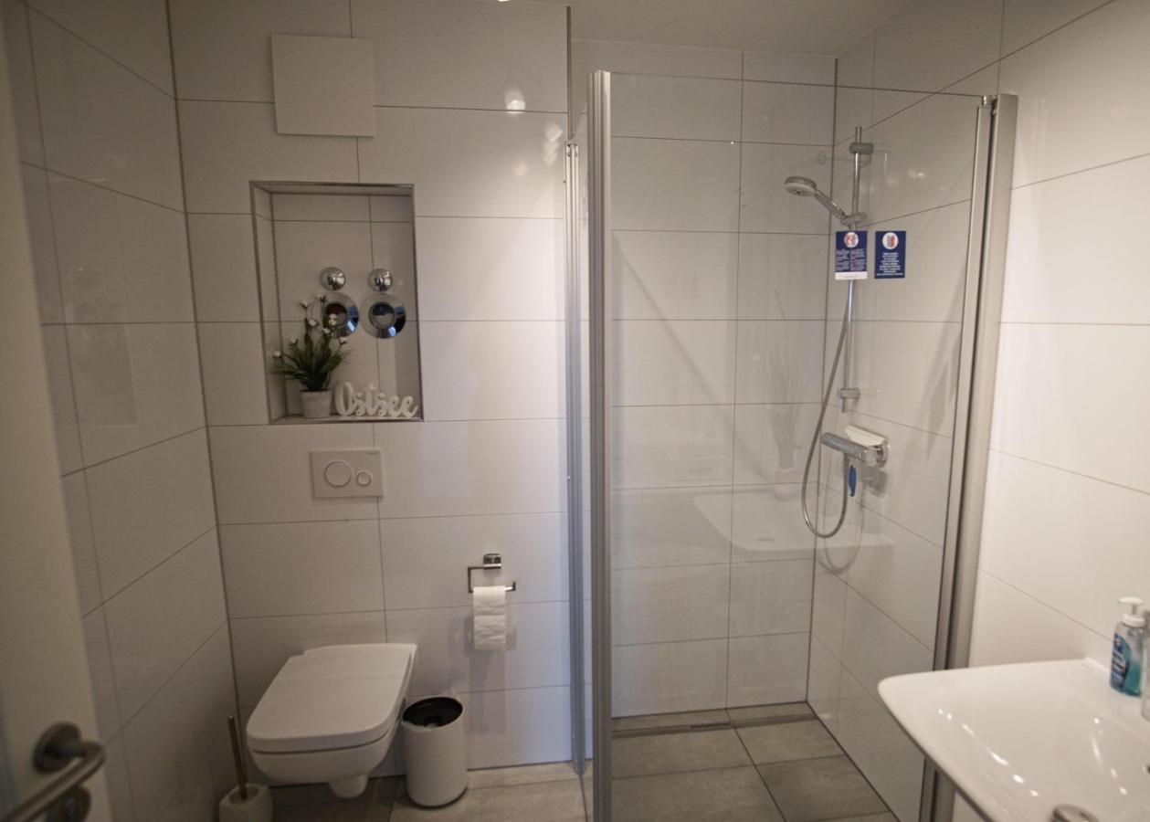 Mit Meerblick Und Balkon, Gratis Nutzung Vom Ahoi Erlebnisbad Und Sauna In Sellin - Meeresblick Fewo 48 Goehren  Esterno foto